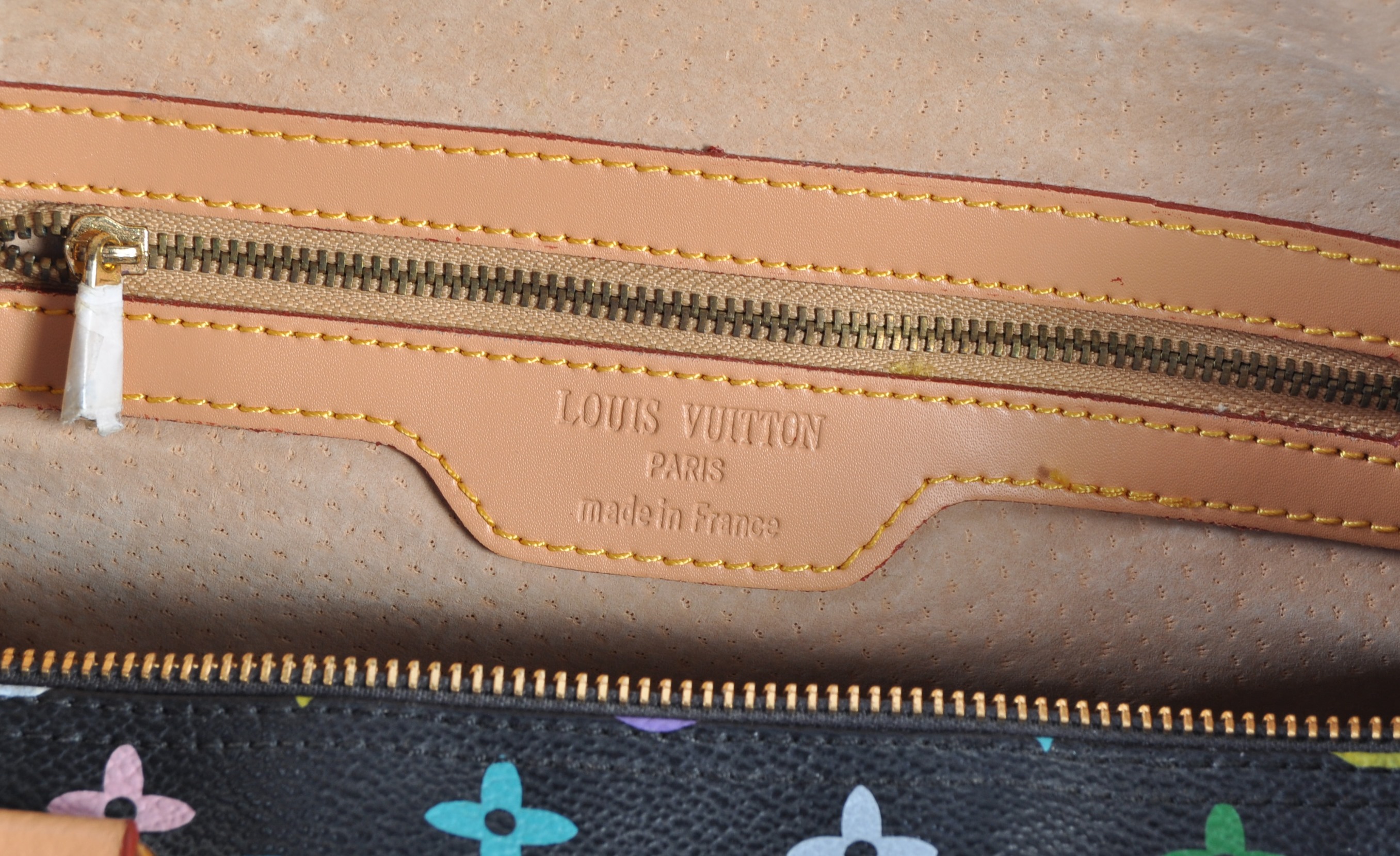 ANGELA GRANT COLLECTION - BEAUTIFUL LOUIS VUITTON - Image 5 of 8