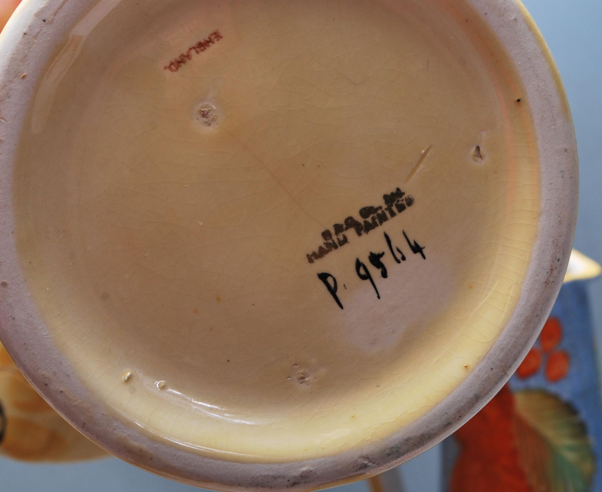 A QUANTITY OF VINTAGE 20TH CENTURY CERAMIC WARE FINISHED IN ORANGE COLOUR - Image 16 of 16