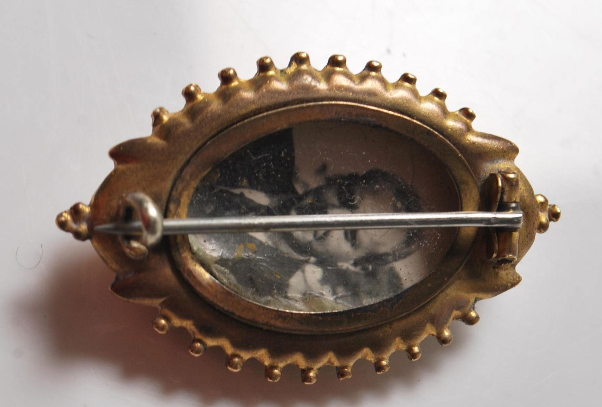 VICTORIAN MOURNING BROOCH AND FOB SEAL - Image 3 of 5