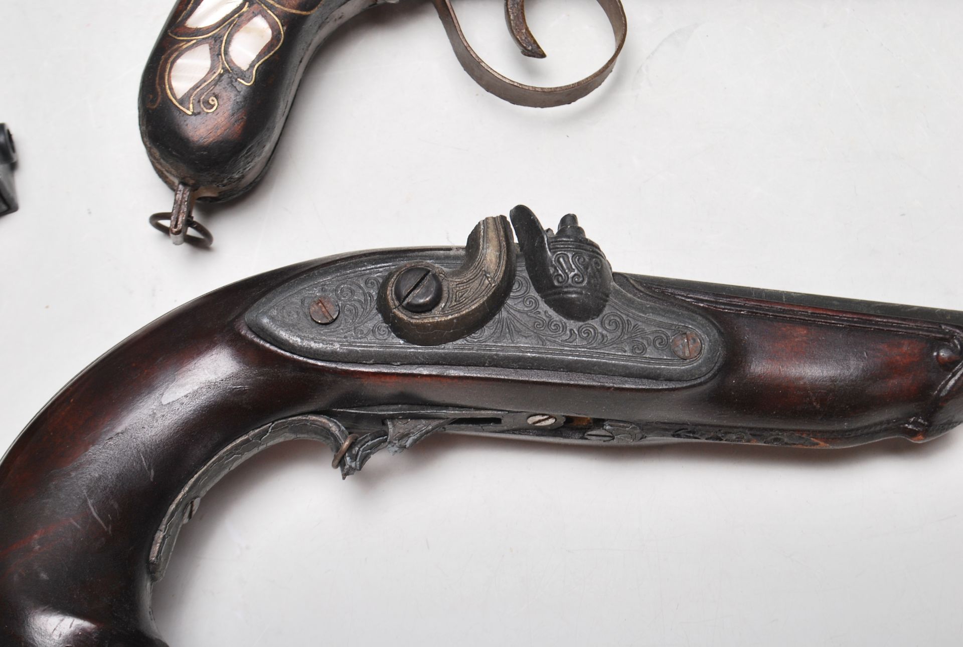 COLLECTION OF FOUR ANTIQUE STYLE LATE 20TH GUNS - Image 4 of 5