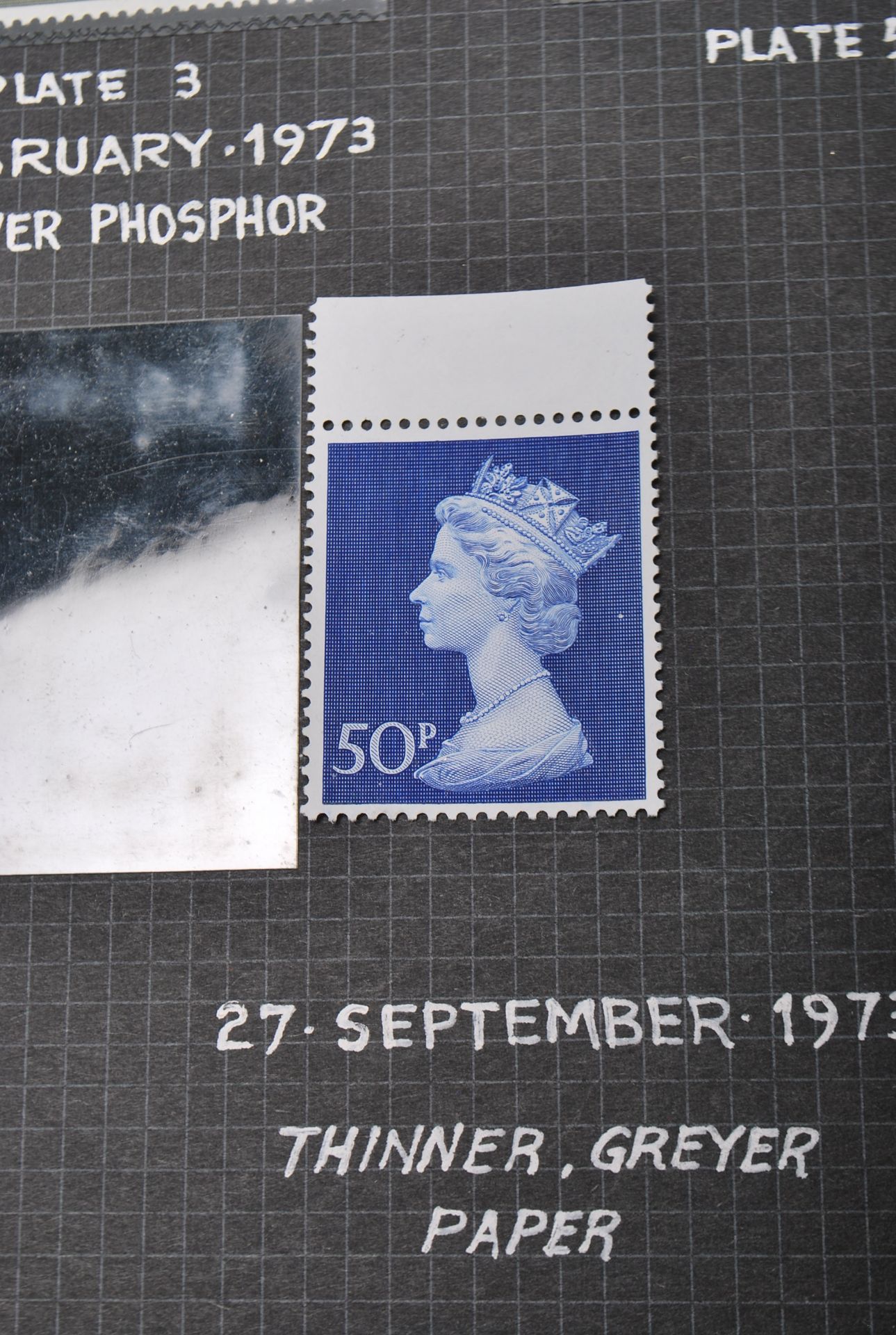 THREE ALBUMS OF MACHIN DEFINITIVE STAMPS + PRESENTATION - Image 3 of 25