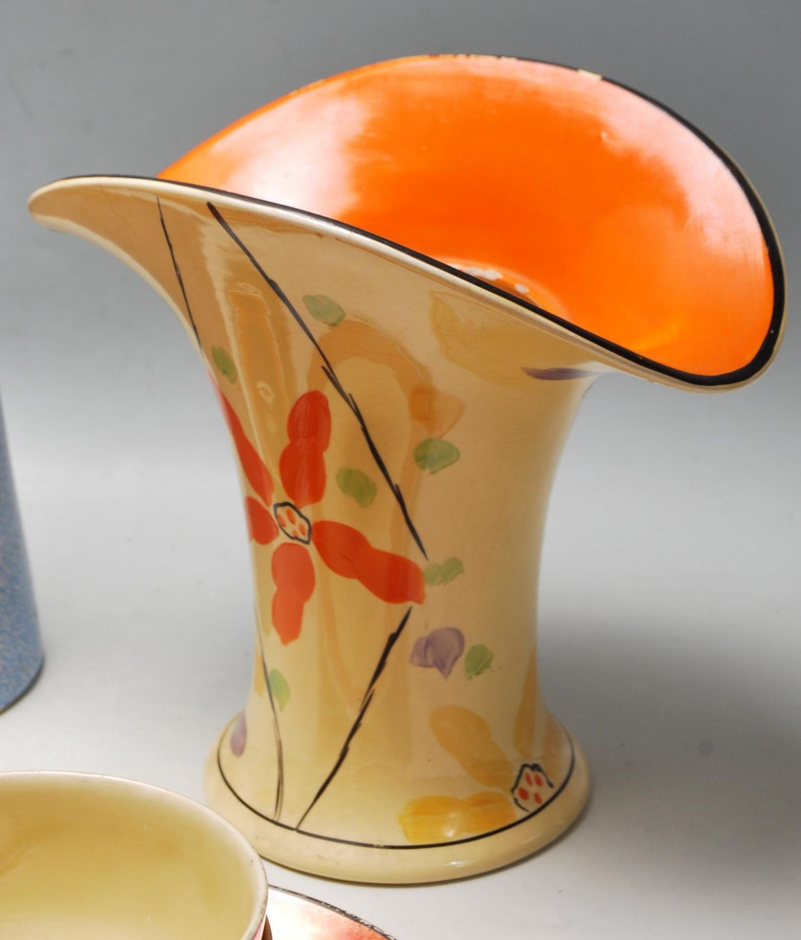 A QUANTITY OF VINTAGE 20TH CENTURY CERAMIC WARE FINISHED IN ORANGE COLOUR - Image 2 of 16