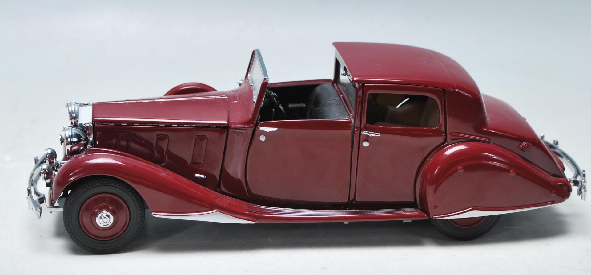 1938 ROLLS ROYCE PHANTOM III BY FRANKLIN MINT - PRECISION DIECAST MODEL - Bild 4 aus 6