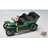 A VINTAGE FRANKLIN MINT 1905 ROLLS ROYCE PRECISION DIECAST MODEL