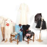 COLLECTION OF RETRO VINTAGE 1950S MID CENTURY FASHION ITEMS