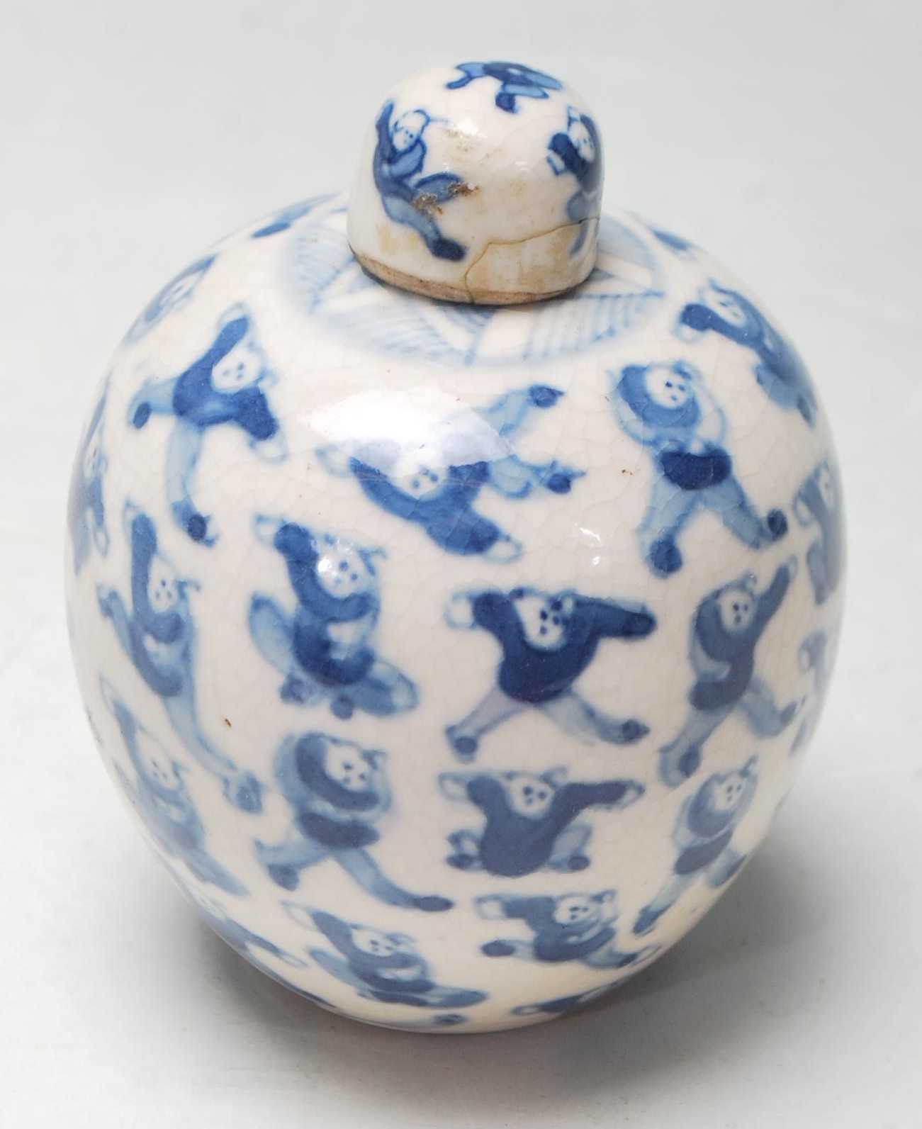 ANTIQUE 19TH CENTURY KANGXI BLUE AND WHITE BALUSTER JAR - Image 2 of 6