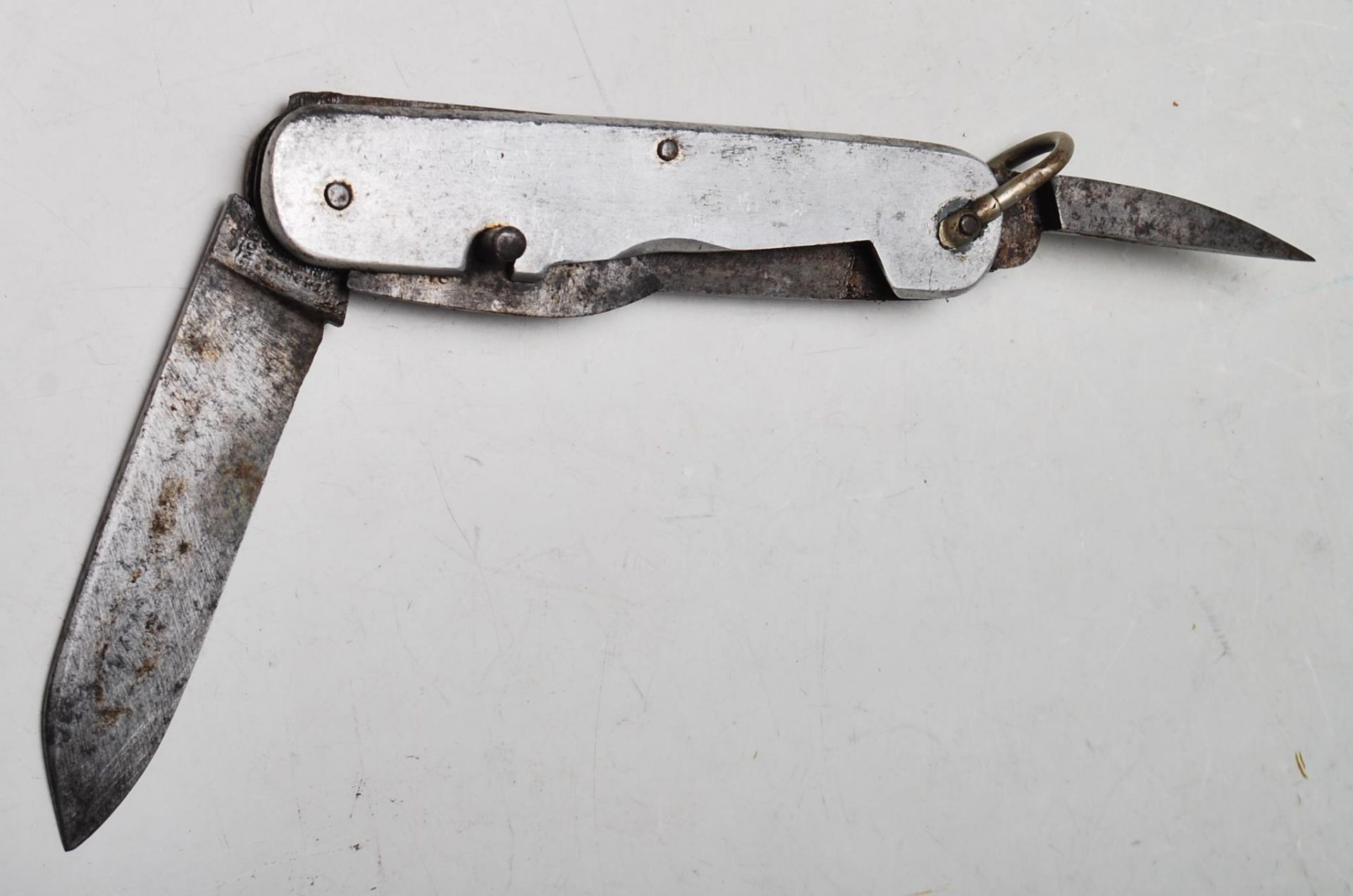 ORIGINAL 1914 DURALUMIN BRITISH WWI JACK-KNIFE - Image 2 of 2