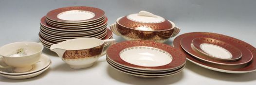 WEDGEWOOD & CO LTD DINNER SERVICE COMPRISING OF PLATES, PLATERS, TUREEN, ETC
