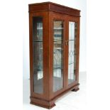 ANTIQUE STYLE JAYCEE JACOBEAN REVIVAL OAK MIRROR BACKED CHINA DISPLAY BOOKCASE CABINET