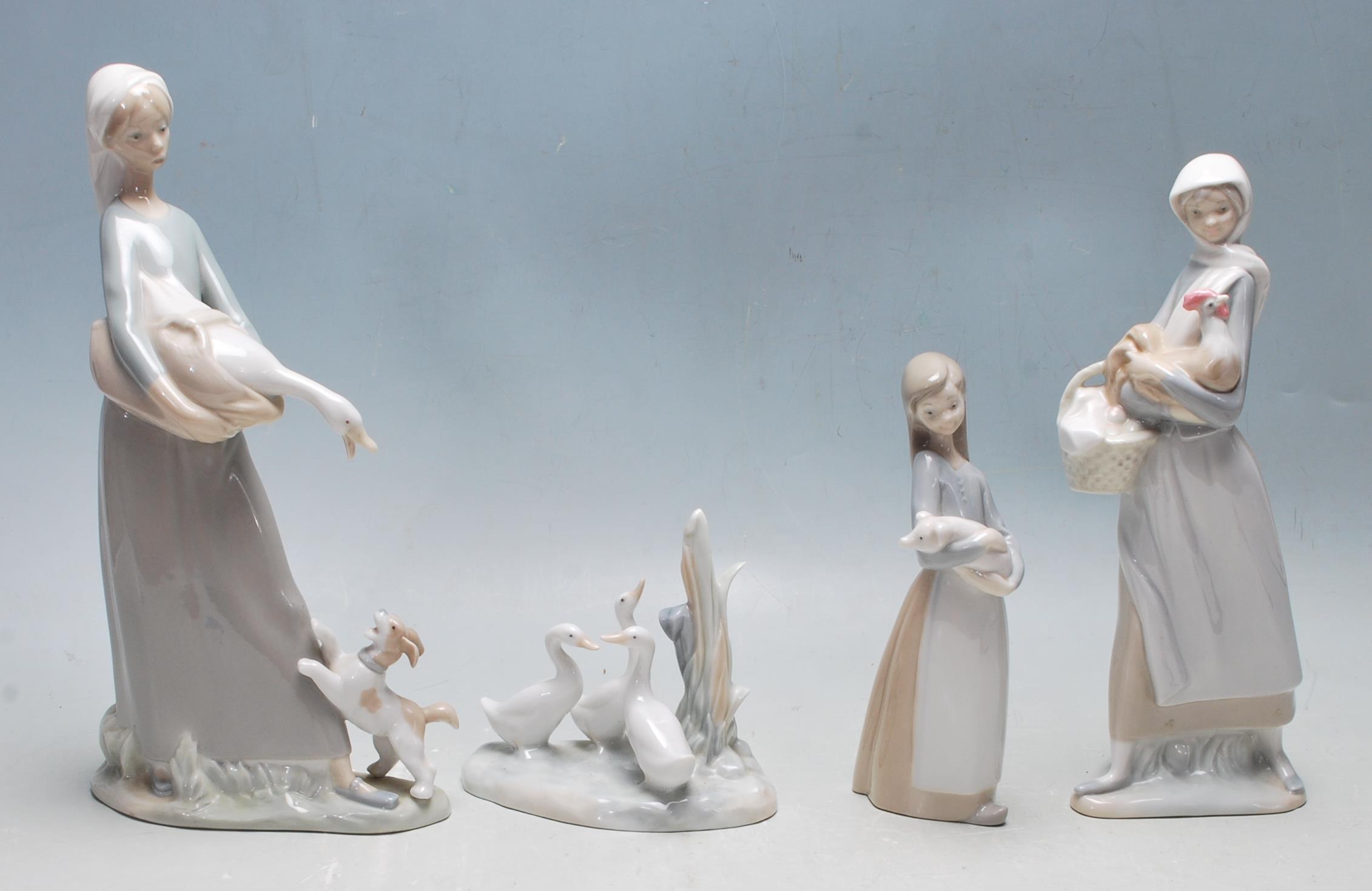 COLELCTION OF LATE 20TH CENTURY LLADRO FIGURINES - Image 2 of 7