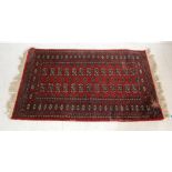 VINTAGE 20TH CENTURY PERSIAN ISLAMIC CARPET / RUG