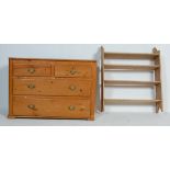 EARLY 20TH CENTURY ANTIQUE PINE CHEST OF DRAWERS AND HAGING SHELVE