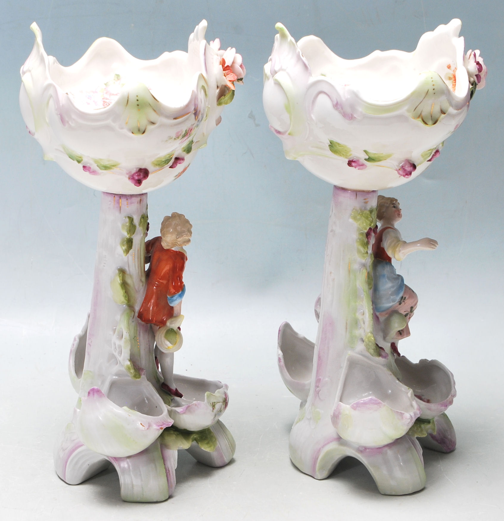 19TH CENTURY VICTORIAN GERMAN PORCELAIN CENTRE PIECES - Image 5 of 7