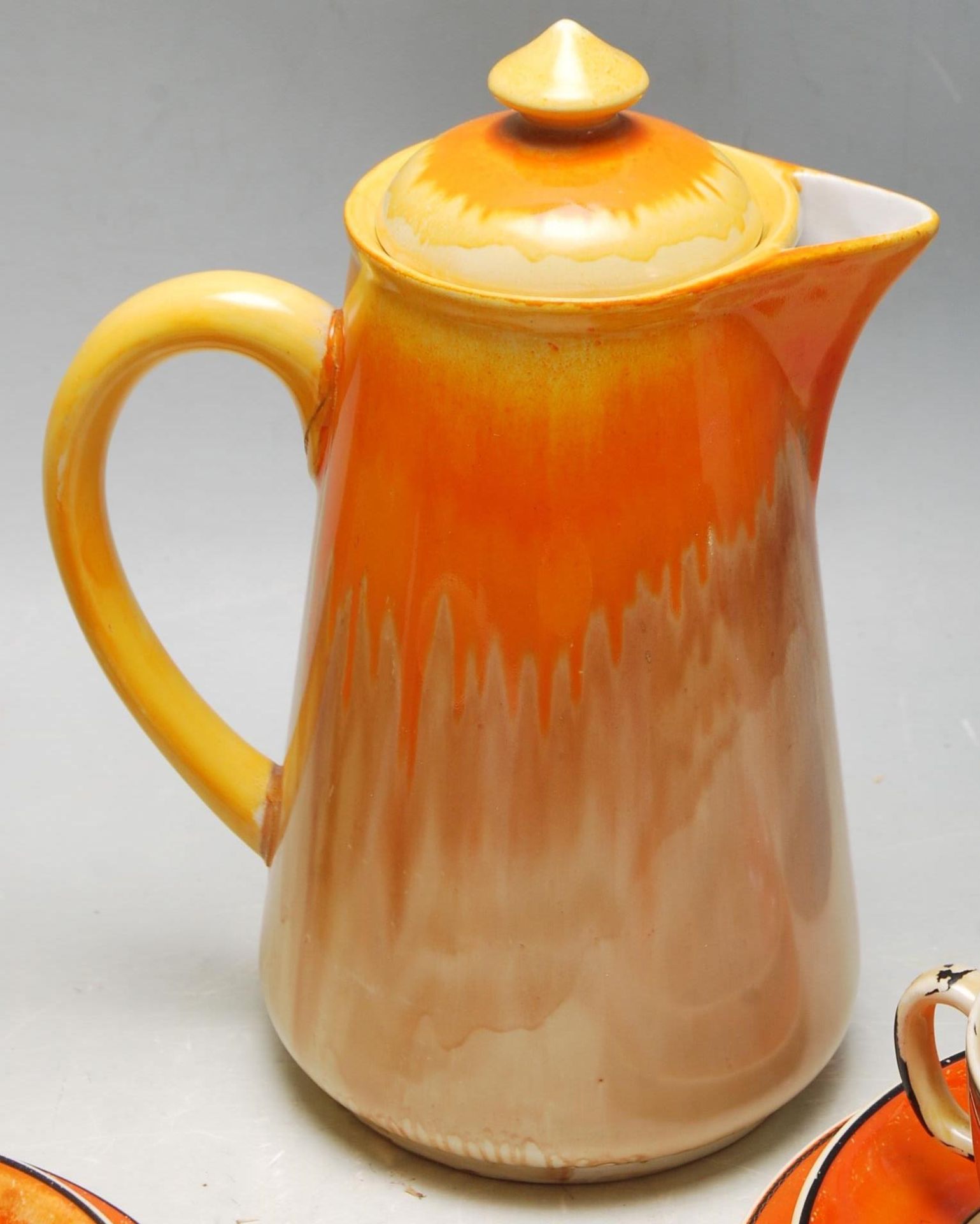 A QUANTITY OF VINTAGE 20TH CENTURY CERAMIC WARE FINISHED IN ORANGE COLOUR - Image 4 of 16