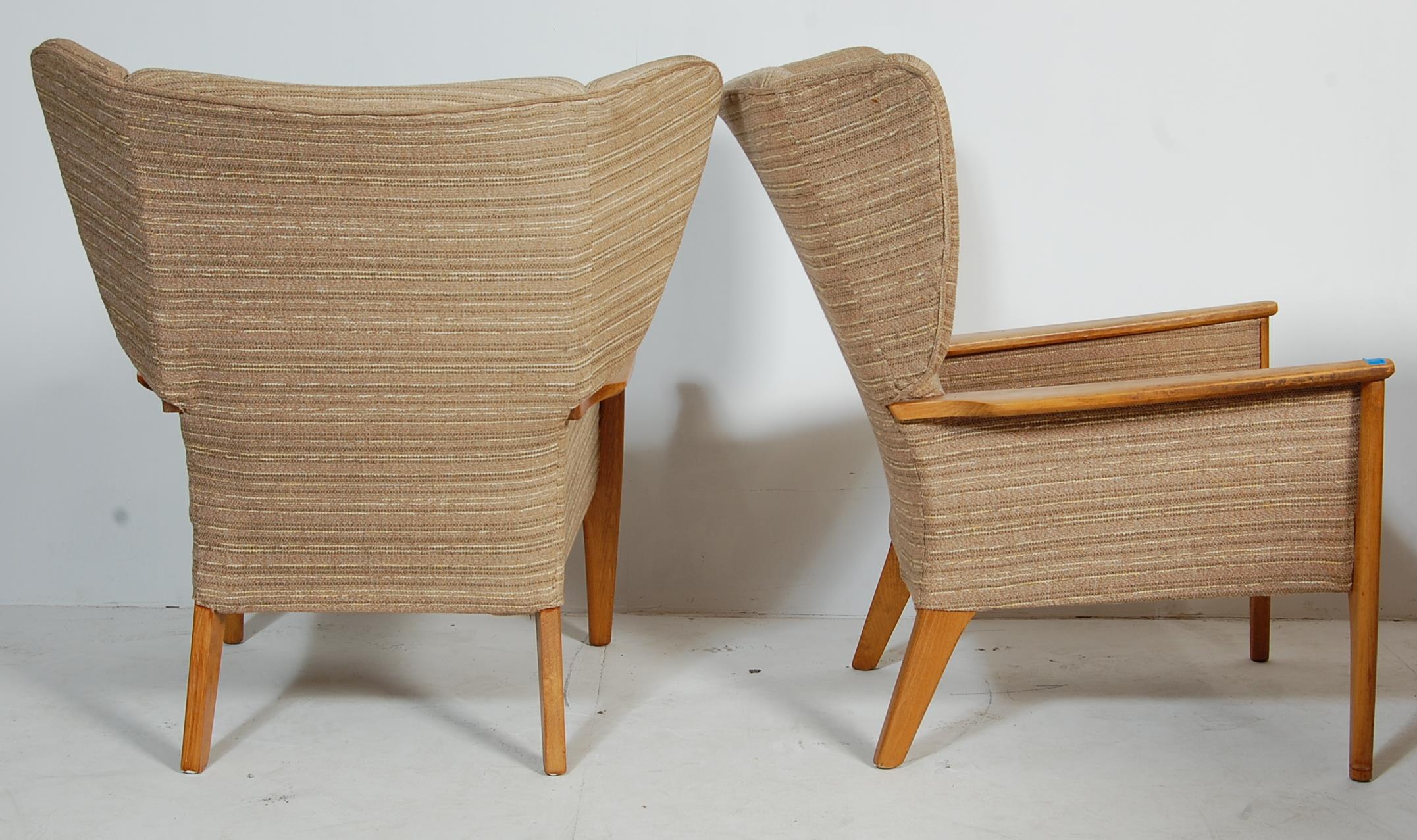 PARKER KNOLL - MID CENTURY VINTAGE DANISH INSPIRED WINGBACK OPEN FRAMED ARMCHAIRS - Image 3 of 4