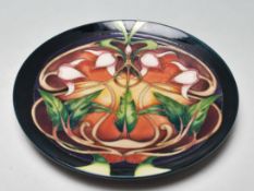 MOORCROFT LIMITED EDITION PLATE 37 / 400 - SWAN ORCHID - WITH FLORAL DECORATION