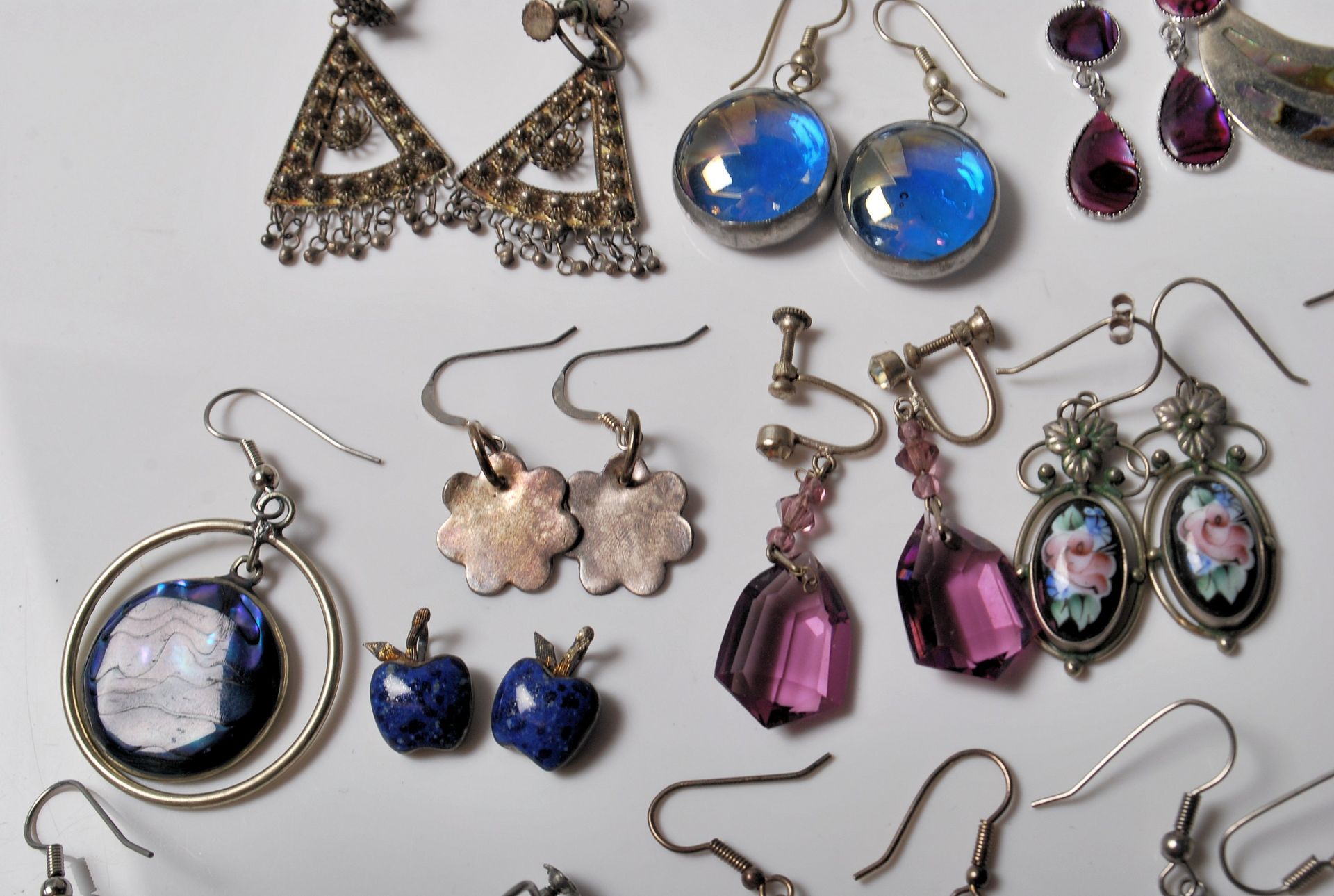 COLLECTION OF MEXICAN ALPACA AND OTHER EARRINGS - Image 7 of 12