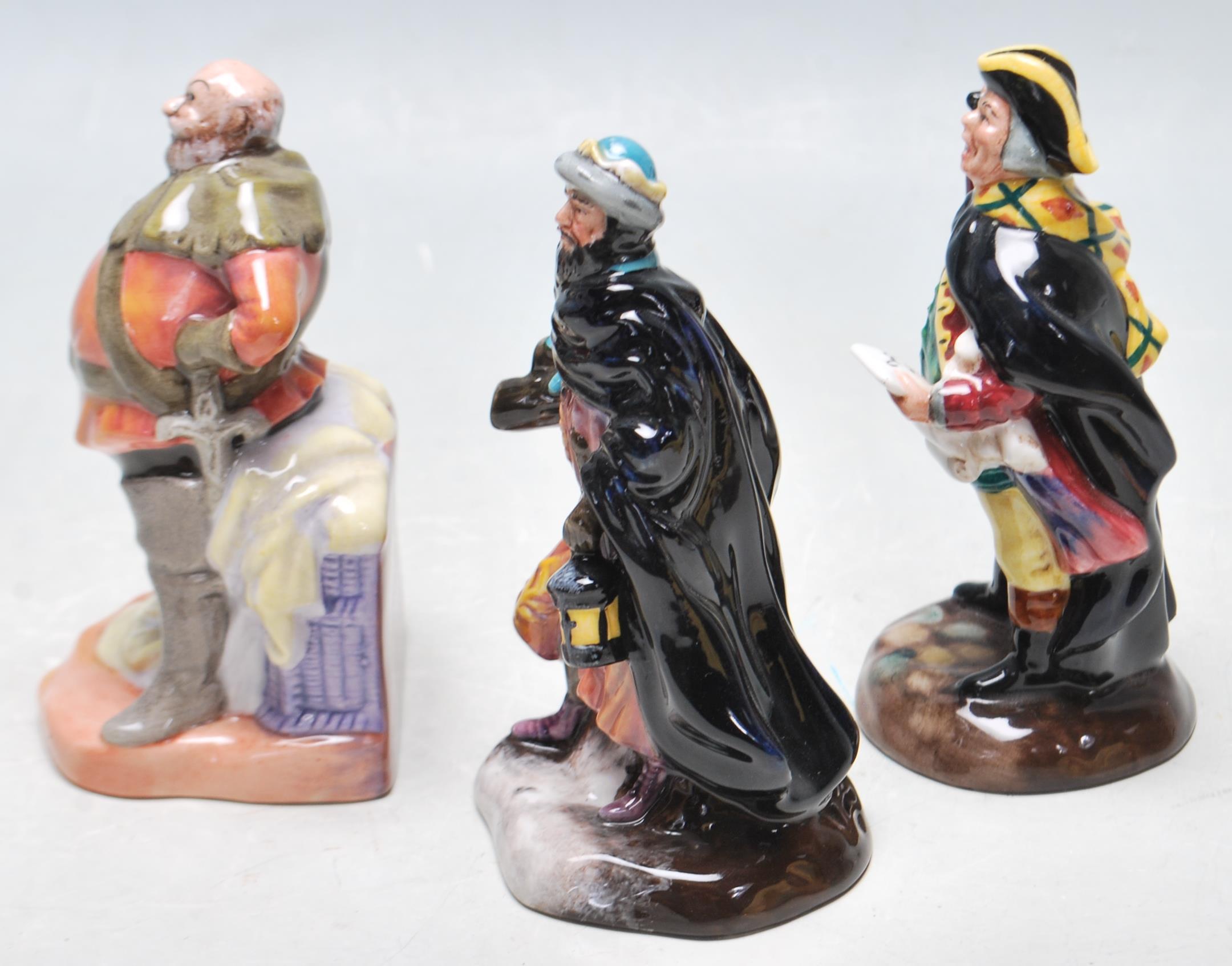 GROUP OF THREE ROYAL DOULTON CERAMIC FIGURINES - GOOD KING WENCESLAS - TOWN CRIER - FALSTAFF - Image 4 of 7