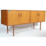 A VINTAGE RETRO 20TH CENTURY TEAK WOOD SIDEBOARD WITH TWIN CUPBOARDS