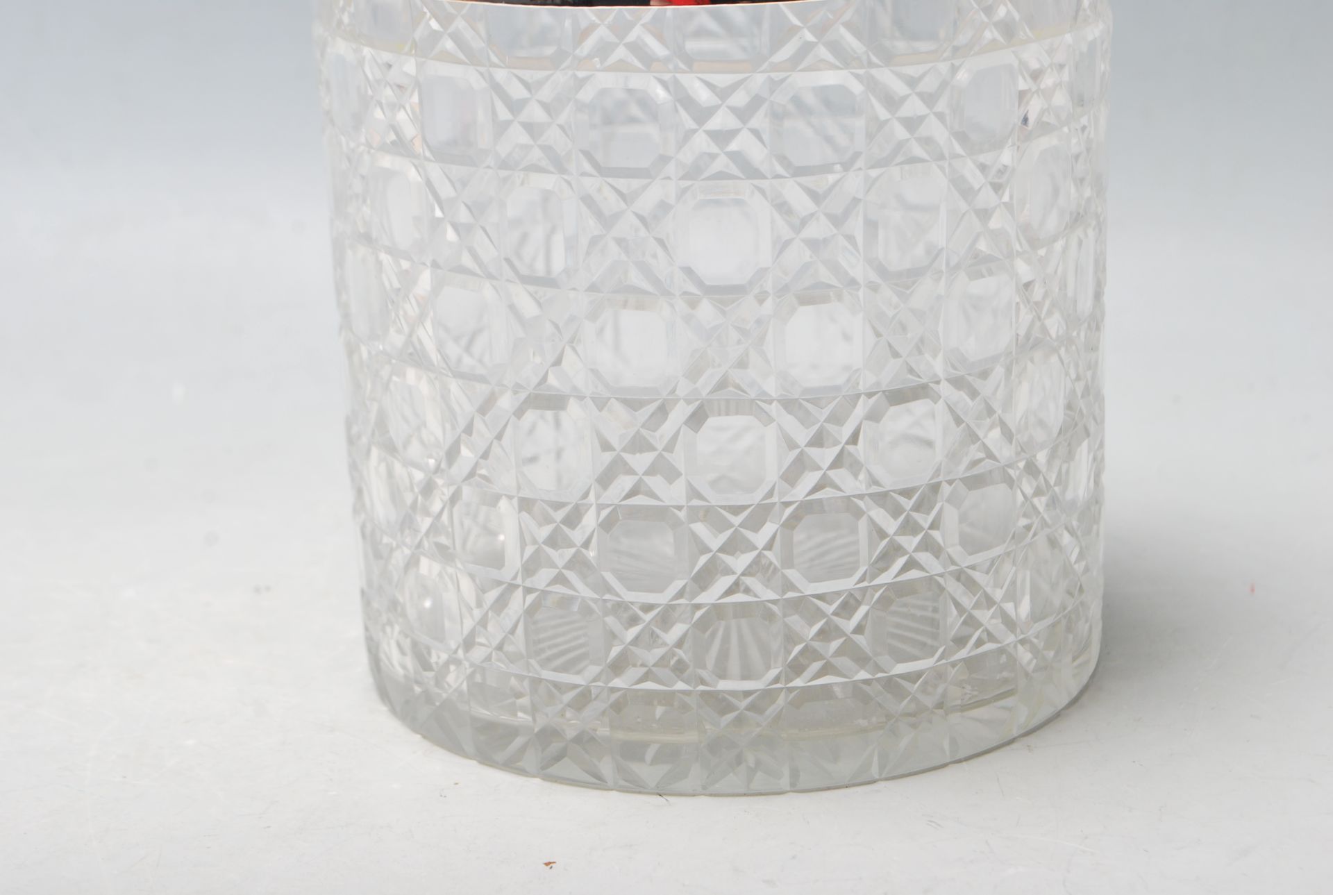 CUT GLASS AND SILVER PLATED BISCUIT JAR - Image 3 of 5