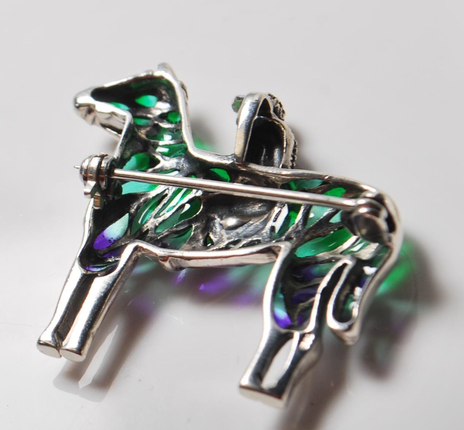 SILVER AND MARCASITE HORSE RACING BROOCH - Image 5 of 6