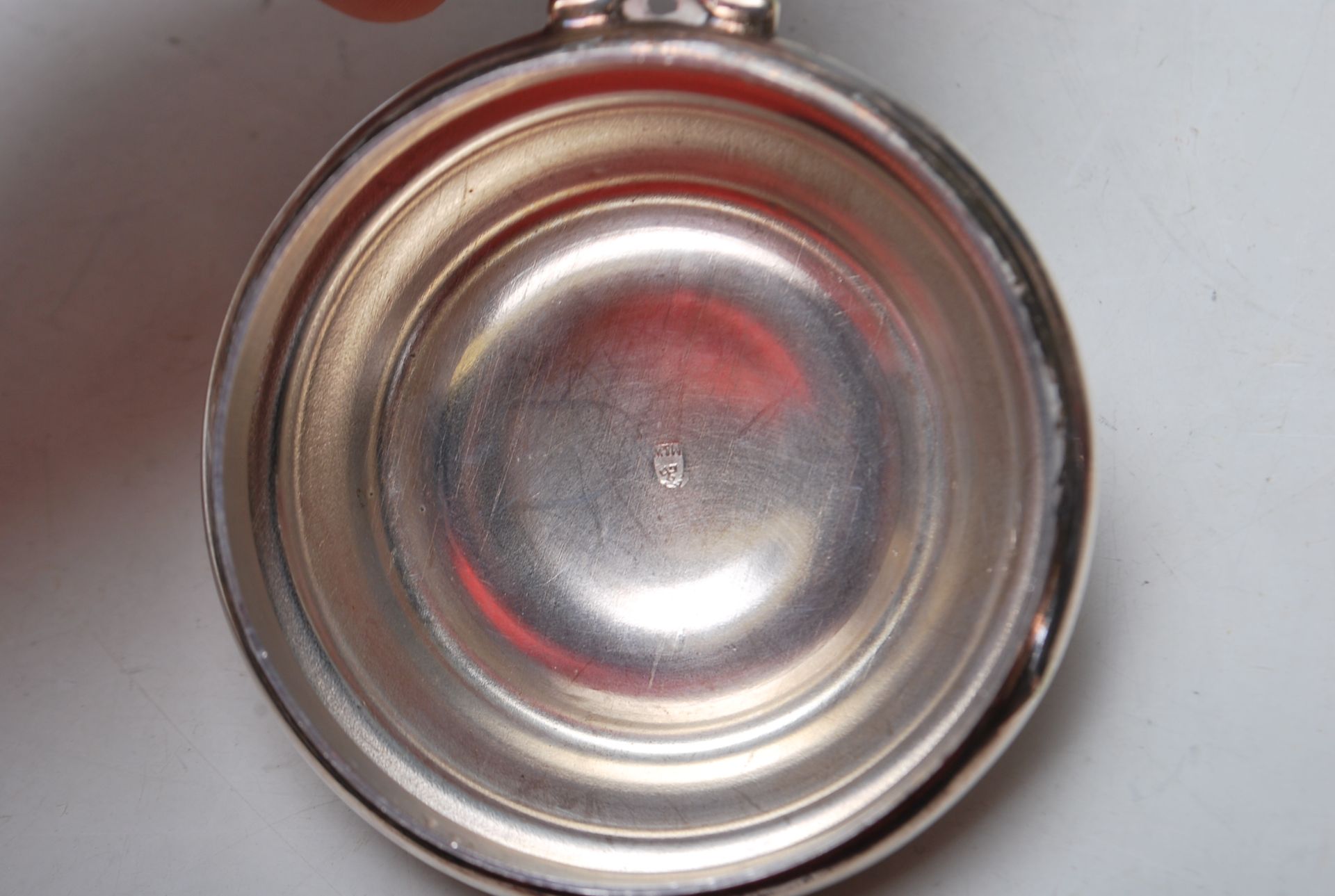 MAPPIN AND WEBB SILVER PLATED COFFEE FILTER AND LIDDED POT - Image 4 of 6