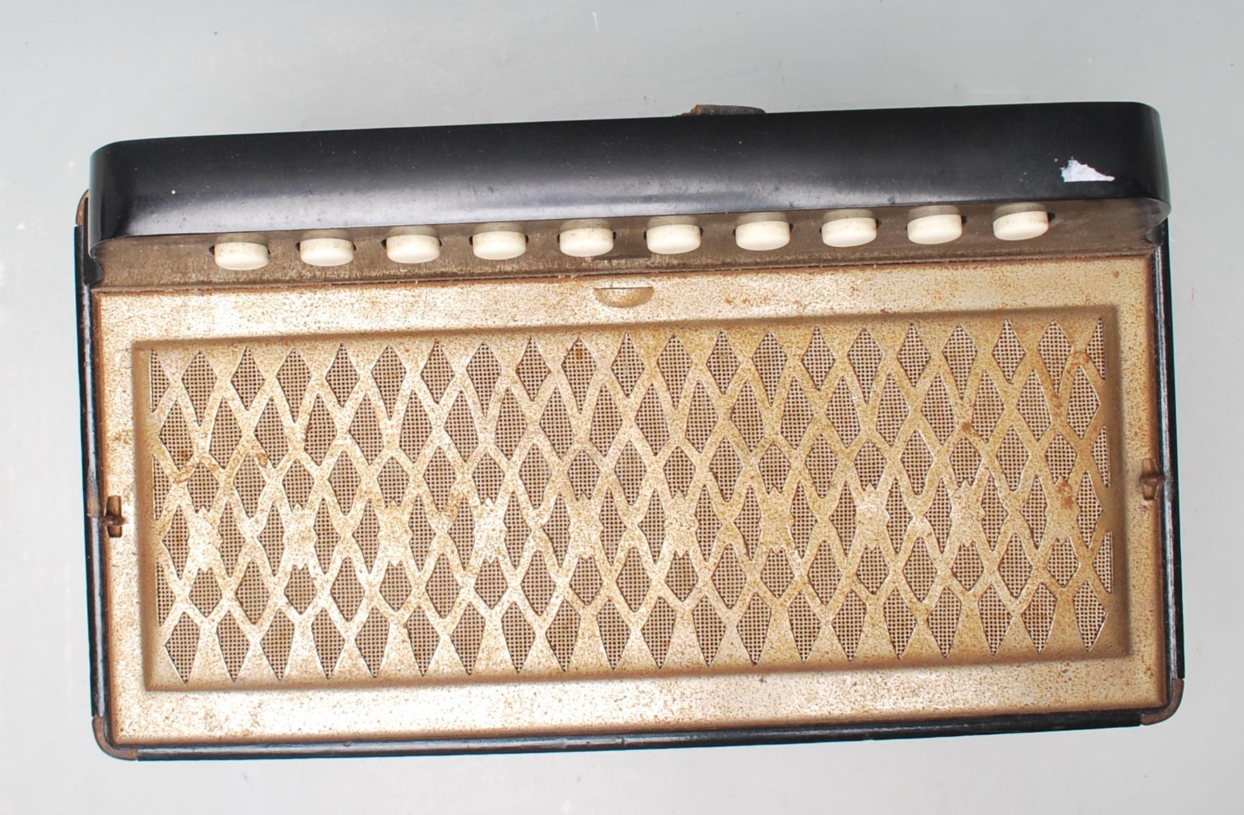 EARLY 20TH CENTURY 1930S VINTAGE ACCORDIAN BY HOHNER - Image 4 of 7