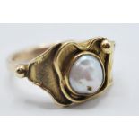 CONTEMPORARY 9CT GOLD AND PEARL DRESS RING