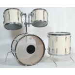 A VINTAGE RETRO 20TH CENTURY DRUM KIT BY TAMA STARCLASSIC USA