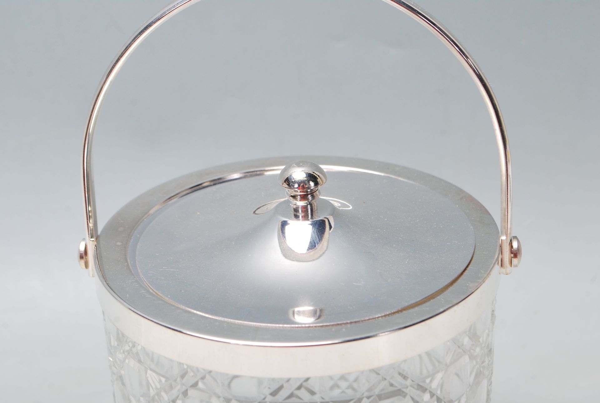 CUT GLASS AND SILVER PLATED BISCUIT JAR - Image 2 of 5