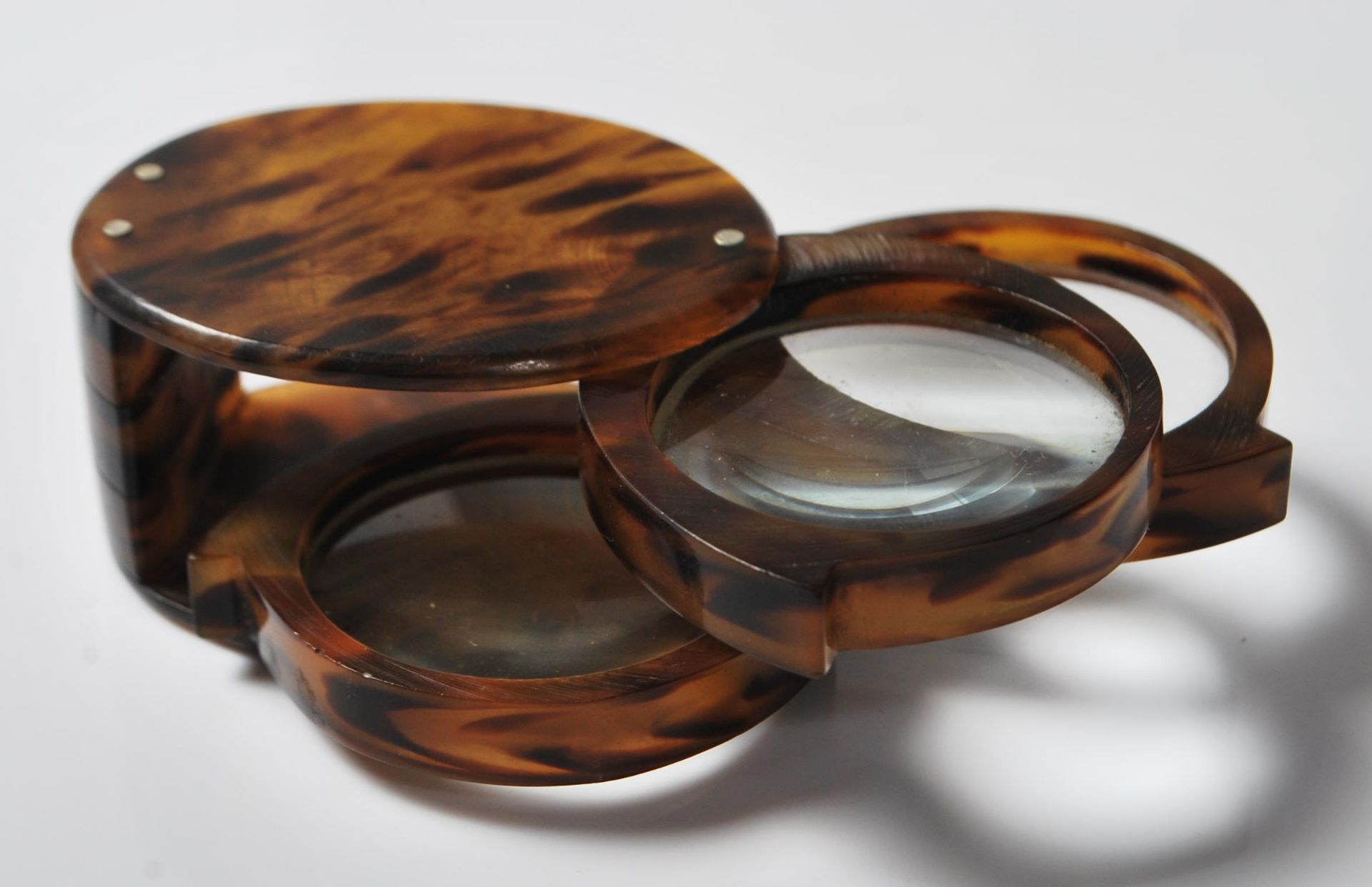 ANTIQUE TORTOISE SHELL LOUPE MAGNIFIER - Image 2 of 6