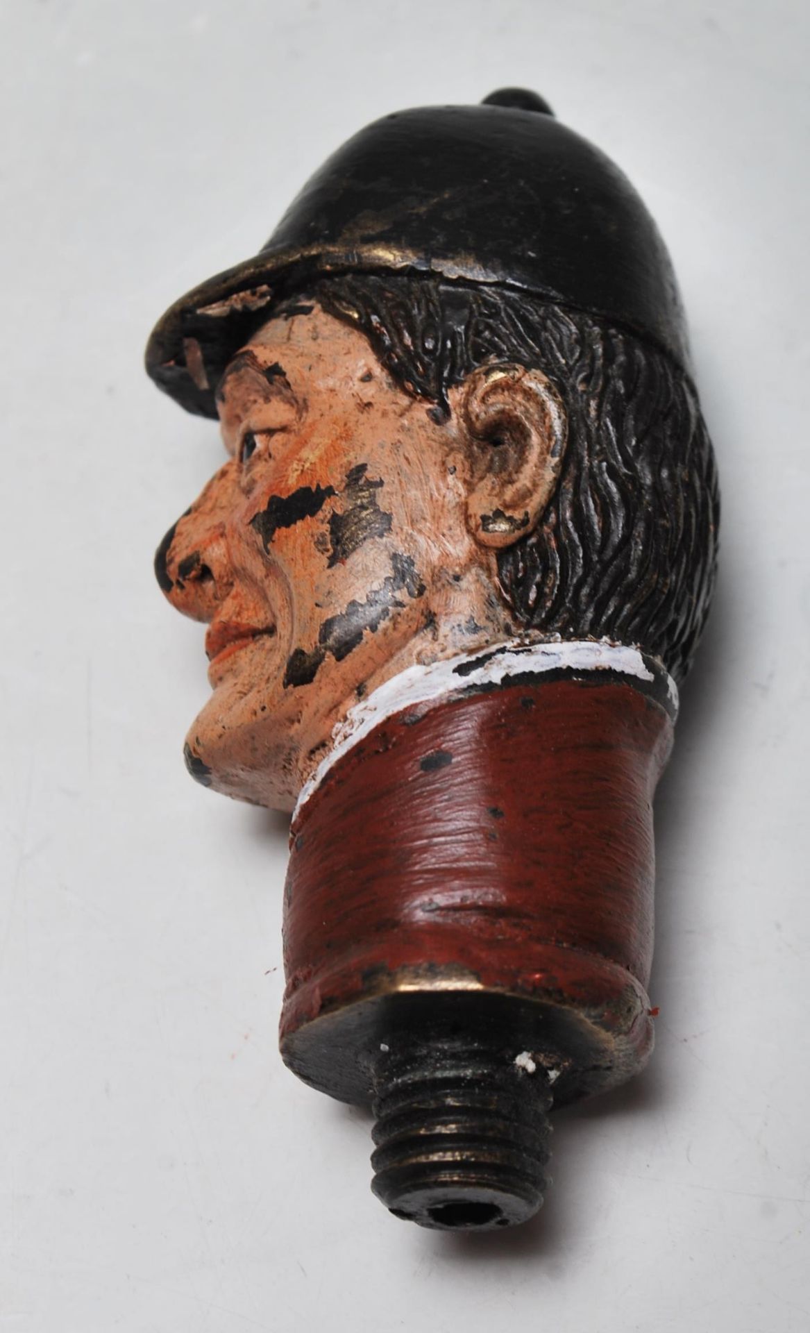 HORSE RACING COLD PAINTED BRONZE WALKING STICK HANDLE - Image 2 of 5