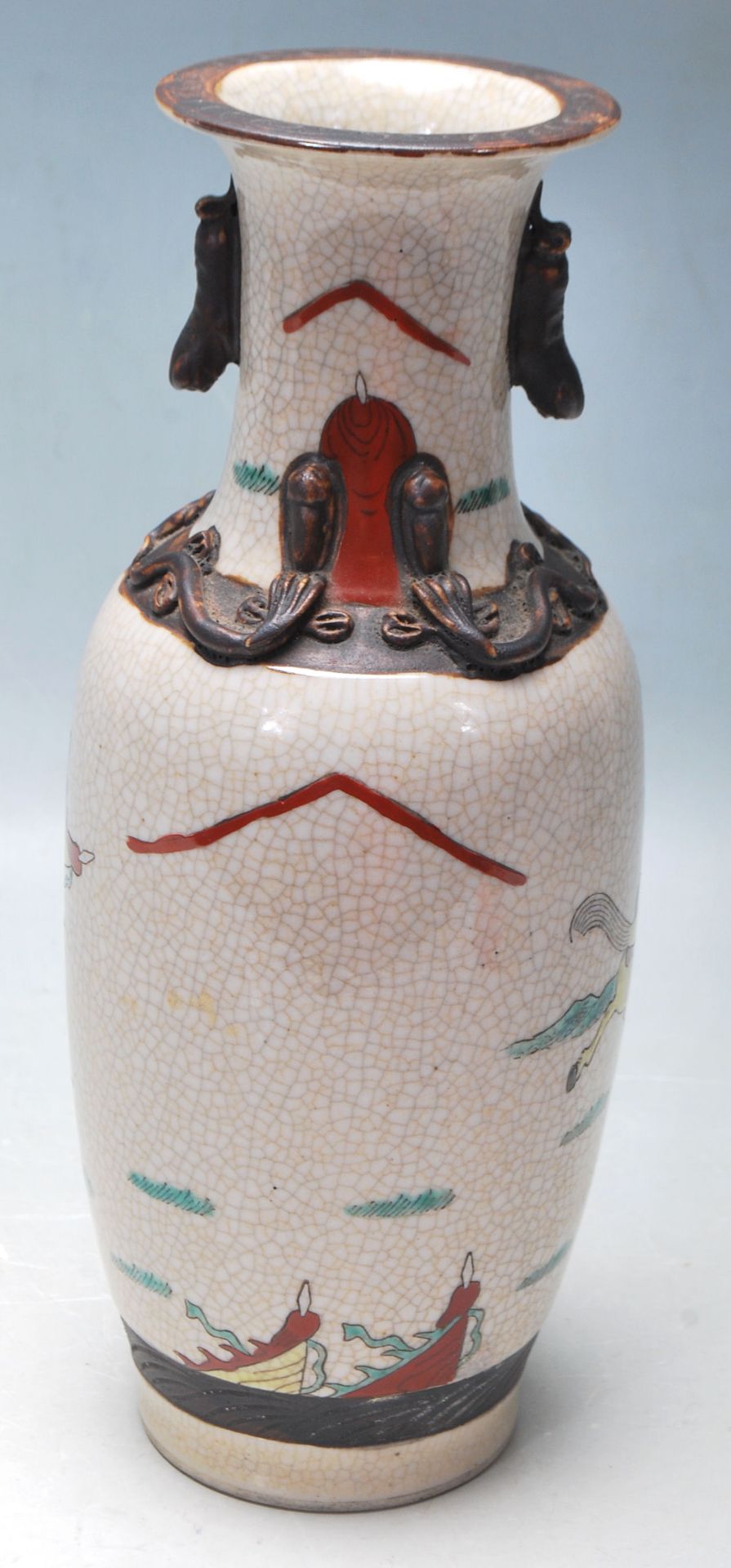 CHINESE CRACKLE GLAZED WARRIOR VASE - Bild 3 aus 6