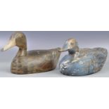 CHARMING PAIR OF EARLY 20TH HAND PAINTED DECOY DUCKS IN THE FORM OF MALLARDS
