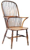 19TH CENTURY ENGLISH ANTIQUE BEECH AND ELM WINDSOR CHAIR