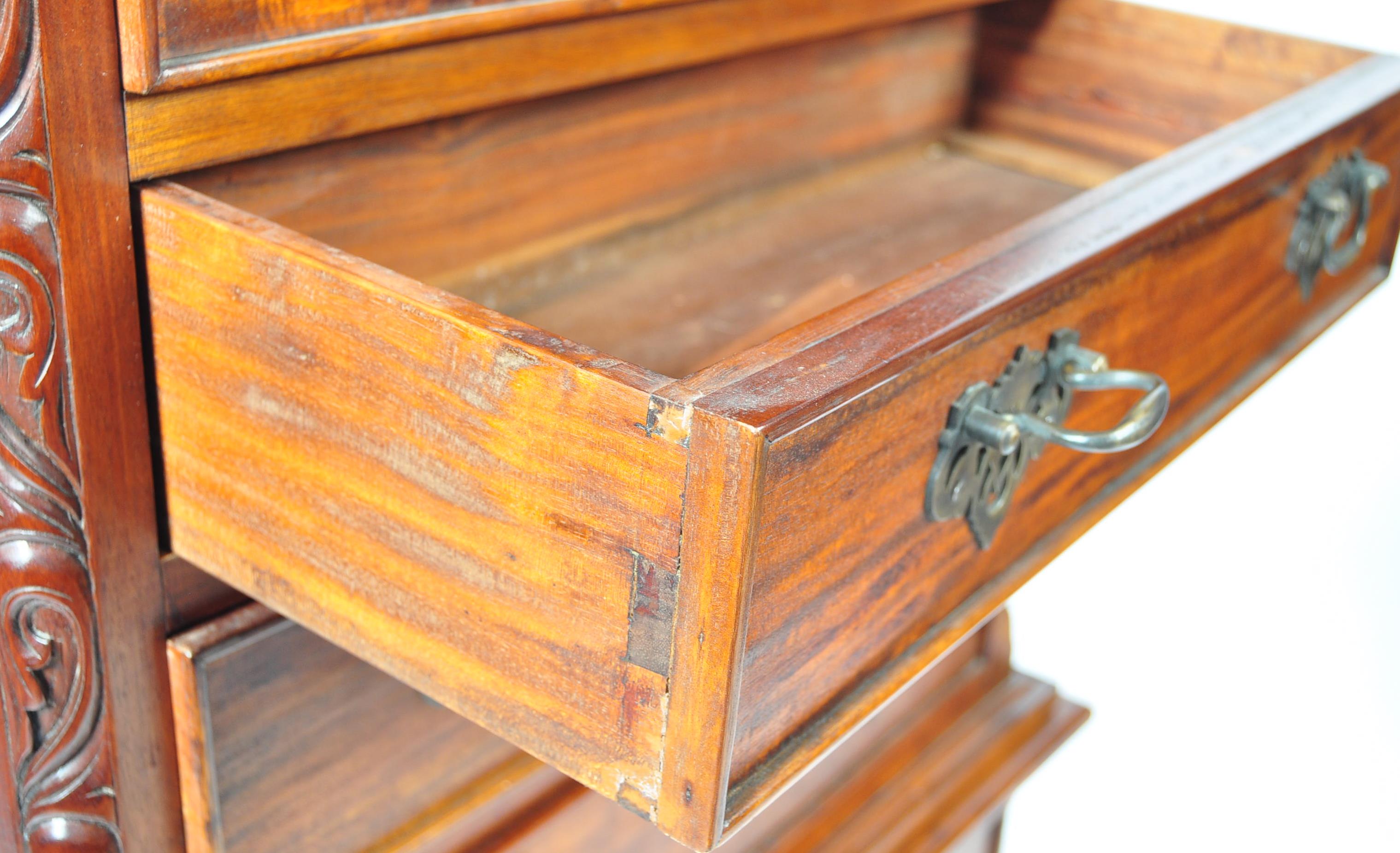 ANTIQUE STYLE MAHOGANY CHEST ON CHEST OF DRAWERS - Image 5 of 12