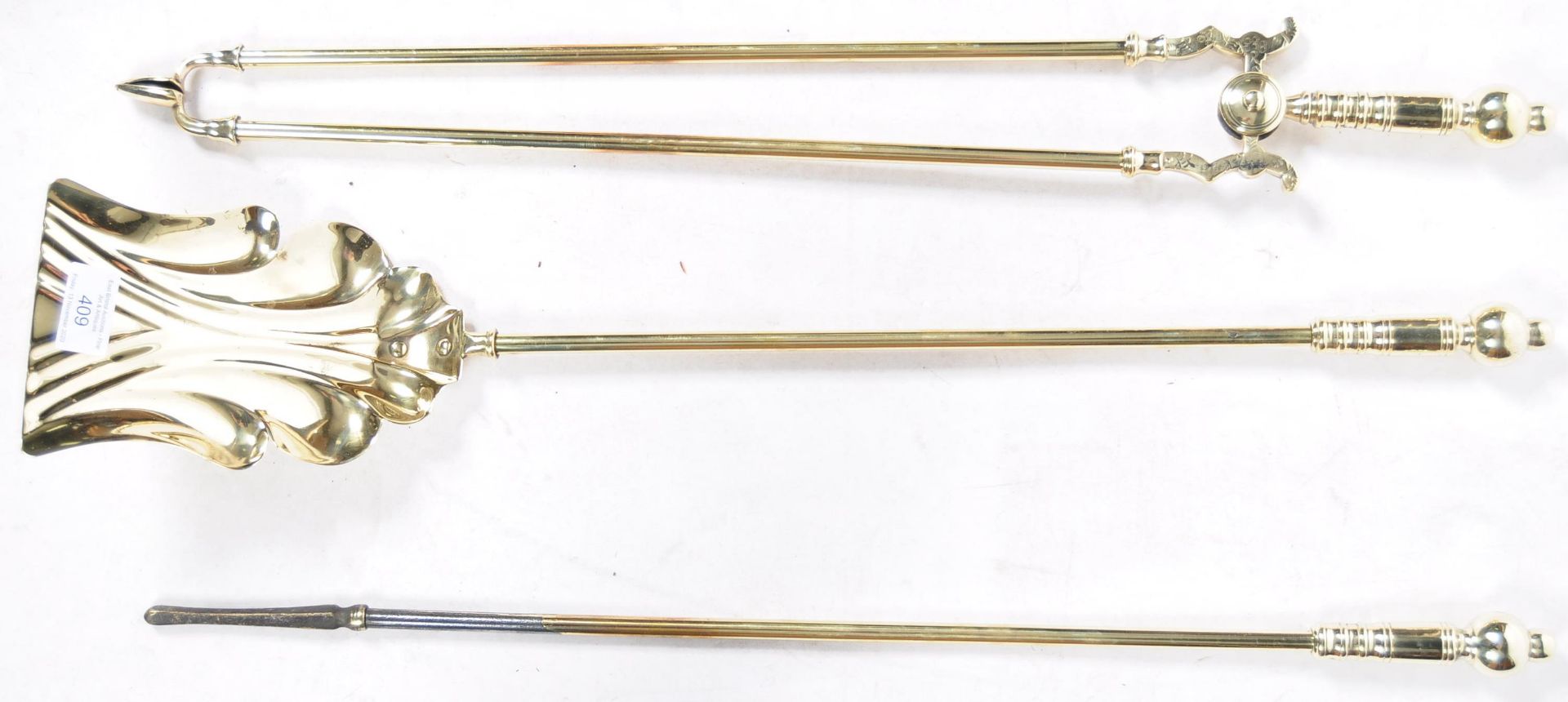 19TH CENTURY POLISHED BRASS SET OF FIRE IRONS