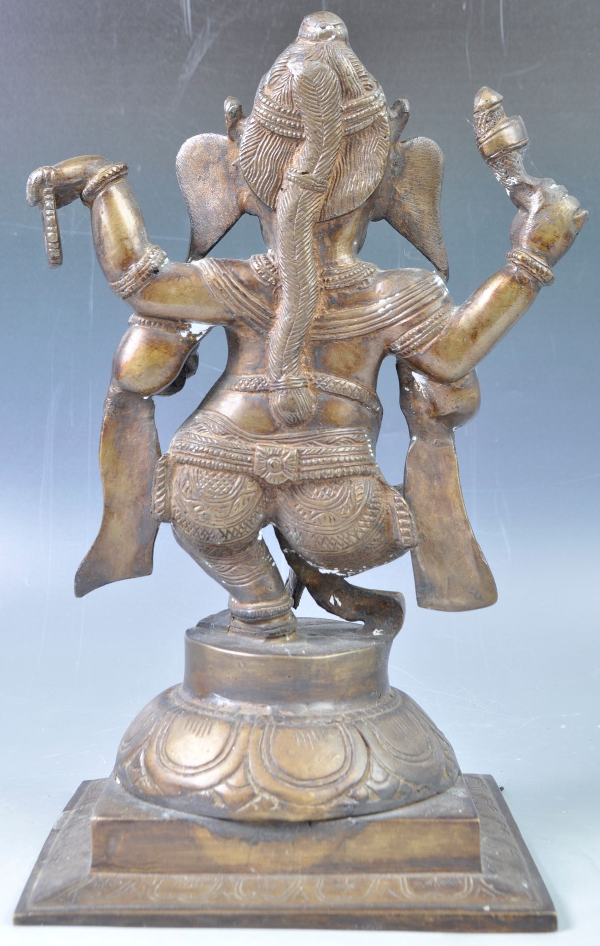 19TH CENTURY INDIAN HINDU BRONZE OF GANESH - Image 2 of 4