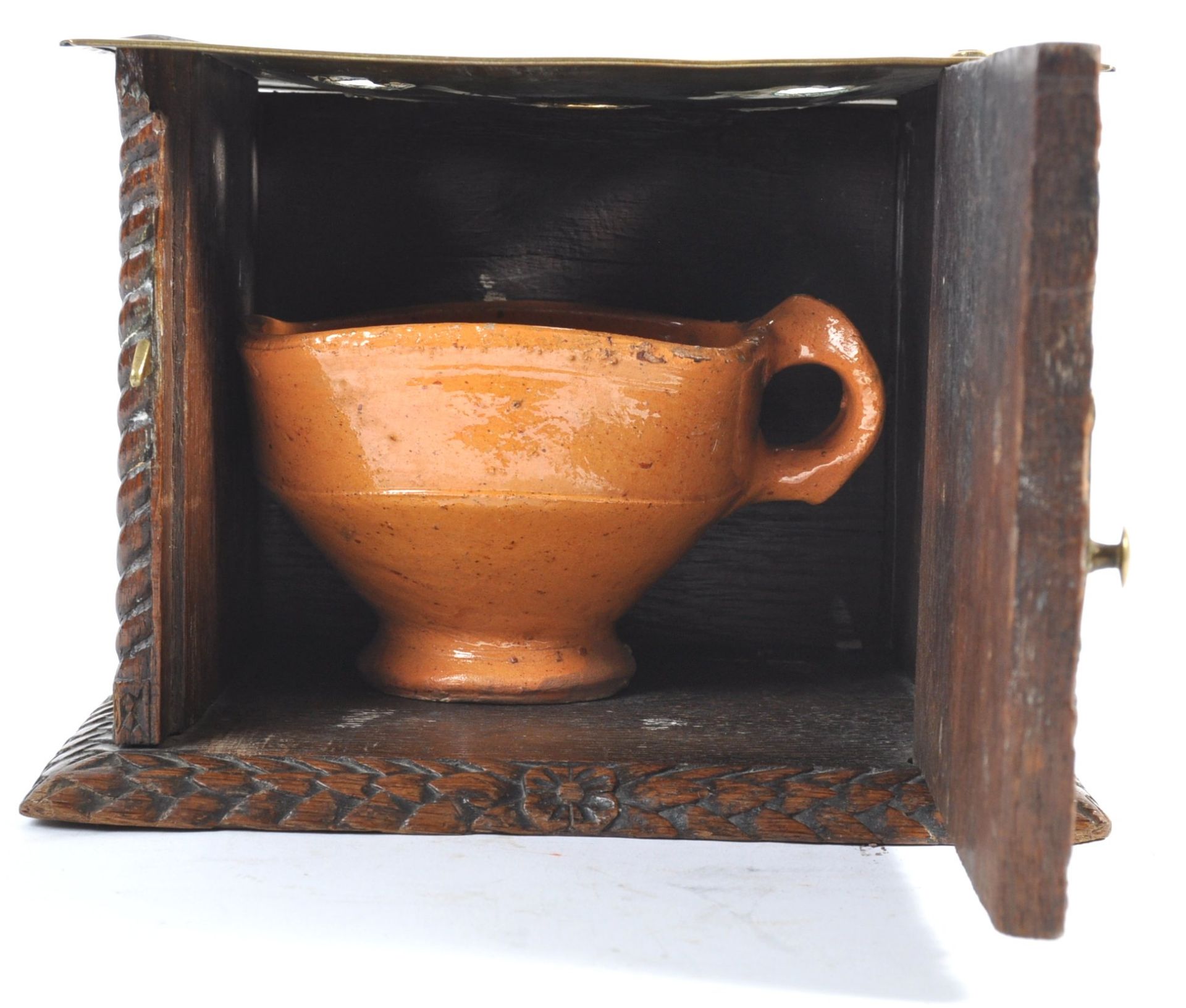 19TH CENTURY ANTIQUE HAND CARVED PLATE WARMER BOX - Bild 3 aus 6