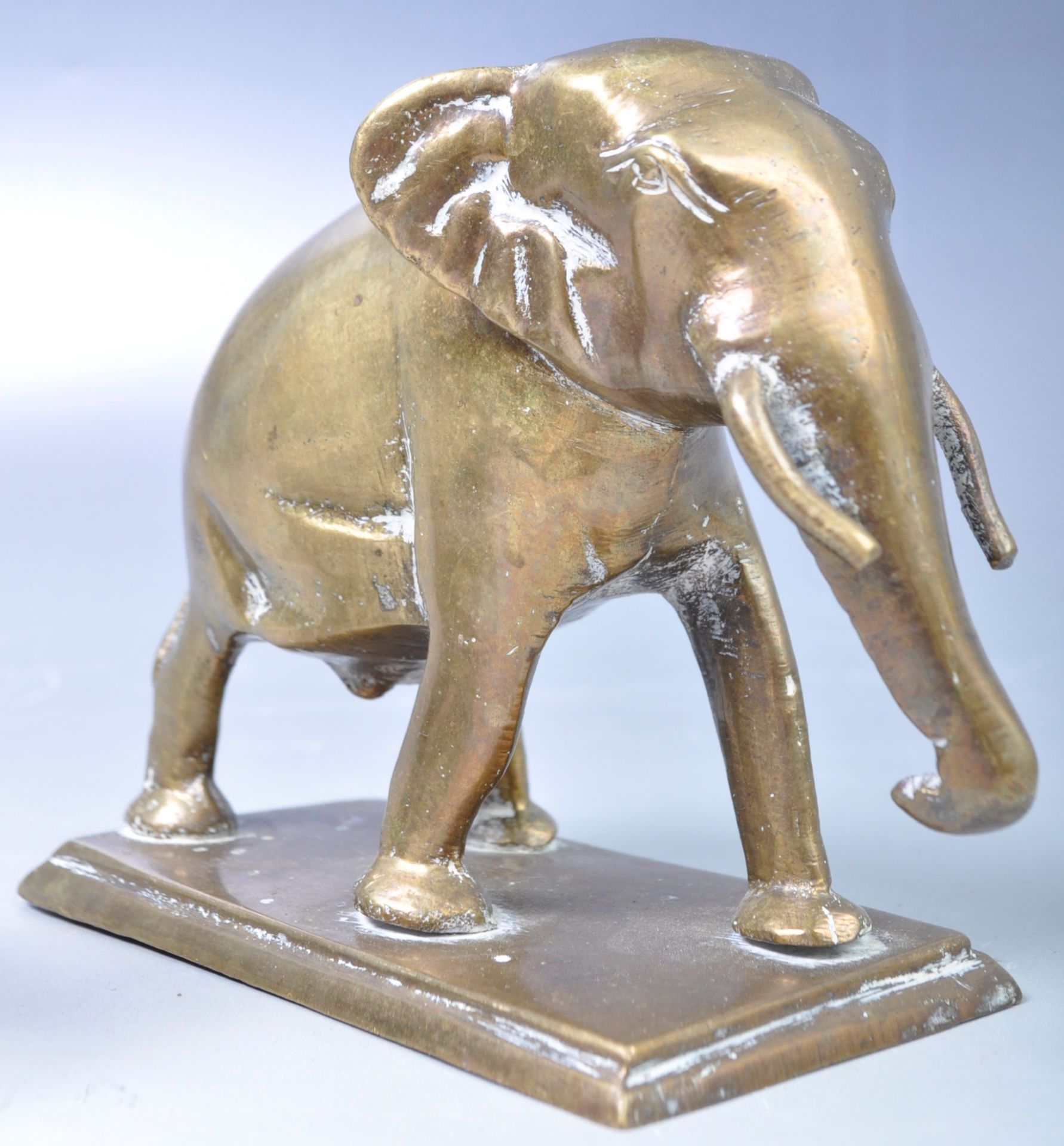 COLLECTION OF INDIAN ANTIQUE ELEPHANT FIGURINES - Bild 2 aus 5