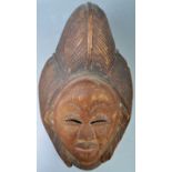 AFRICAN TRIBAL ANTIQUE CARVED PUNU LUMBO MASK