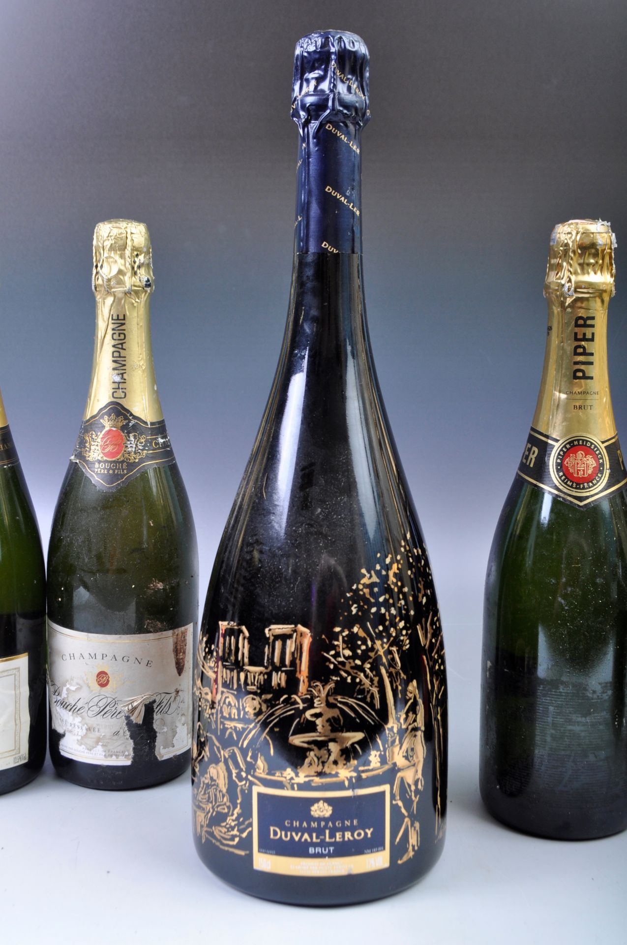 COLLECTION OF ASSORTED FRENCH CHAMPAGNE - Bild 3 aus 5