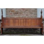 IMPRESSIVE 19TH CENTURY VICTORIAN OAK CHURCH BENCH