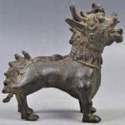 19TH CENTURY CHINESE BRONZE FIGURE OF A TEMPLE LION