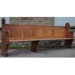 IMPRESSIVE 19TH CENTURY VICTORIAN OAK CHURCH BENCH