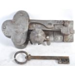 A 17TH CENTURY GERMAN ANTIQUE ENGRAVED STEEL LOCK