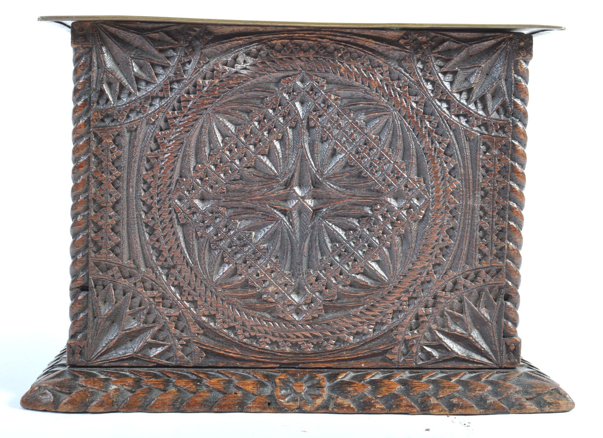 19TH CENTURY ANTIQUE HAND CARVED PLATE WARMER BOX - Bild 6 aus 6