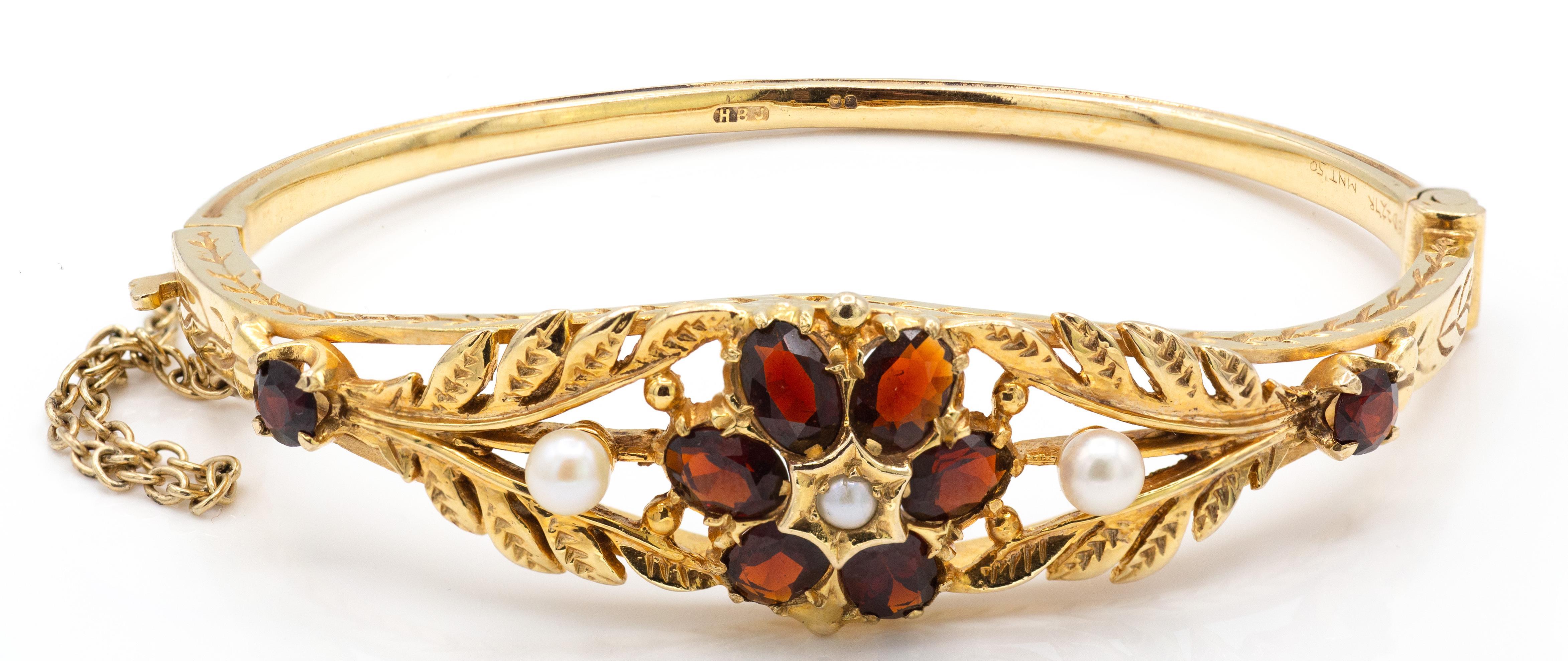 A Hallmarked 9ct Gold Garnet & Pearl Hinged Bangle