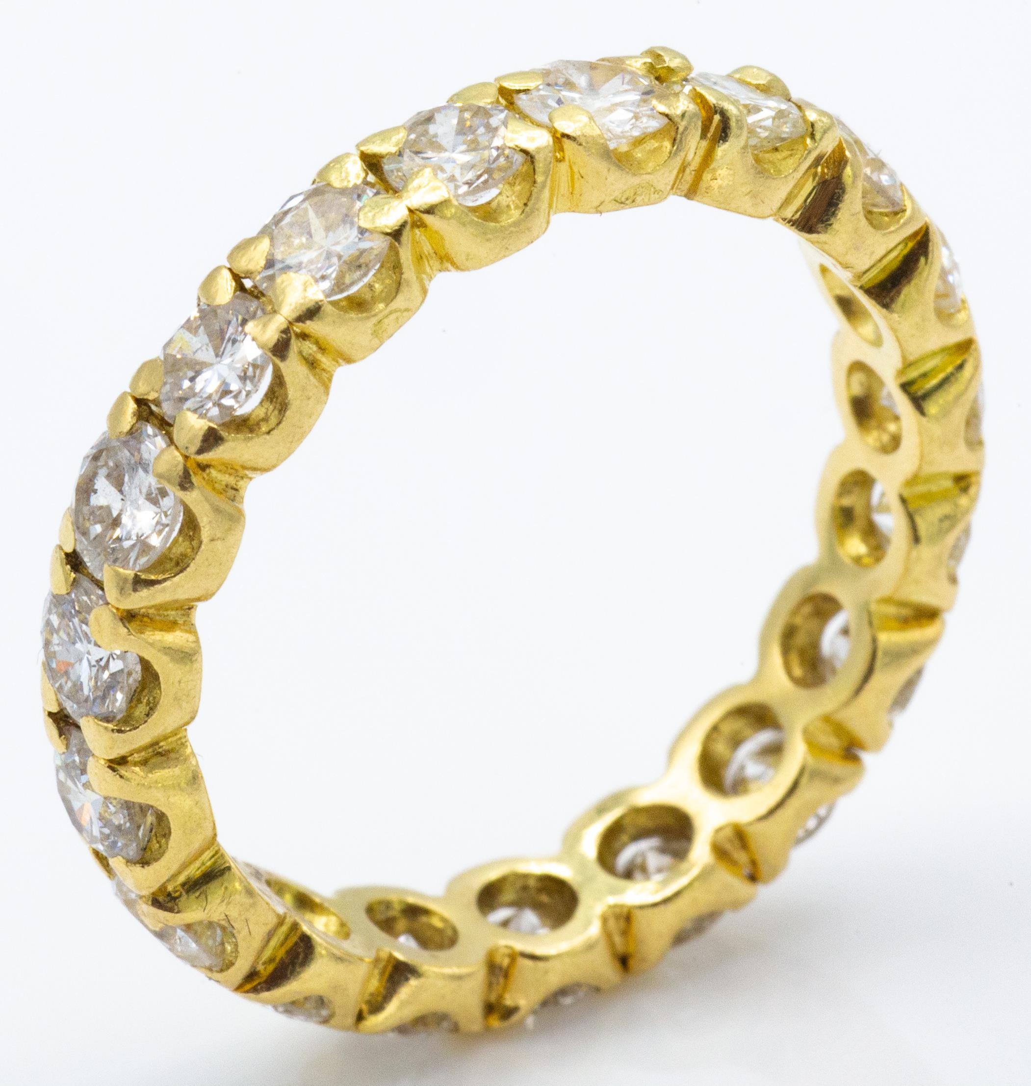 A French 18ct Gold & Diamond Eternity Ring - Image 4 of 4
