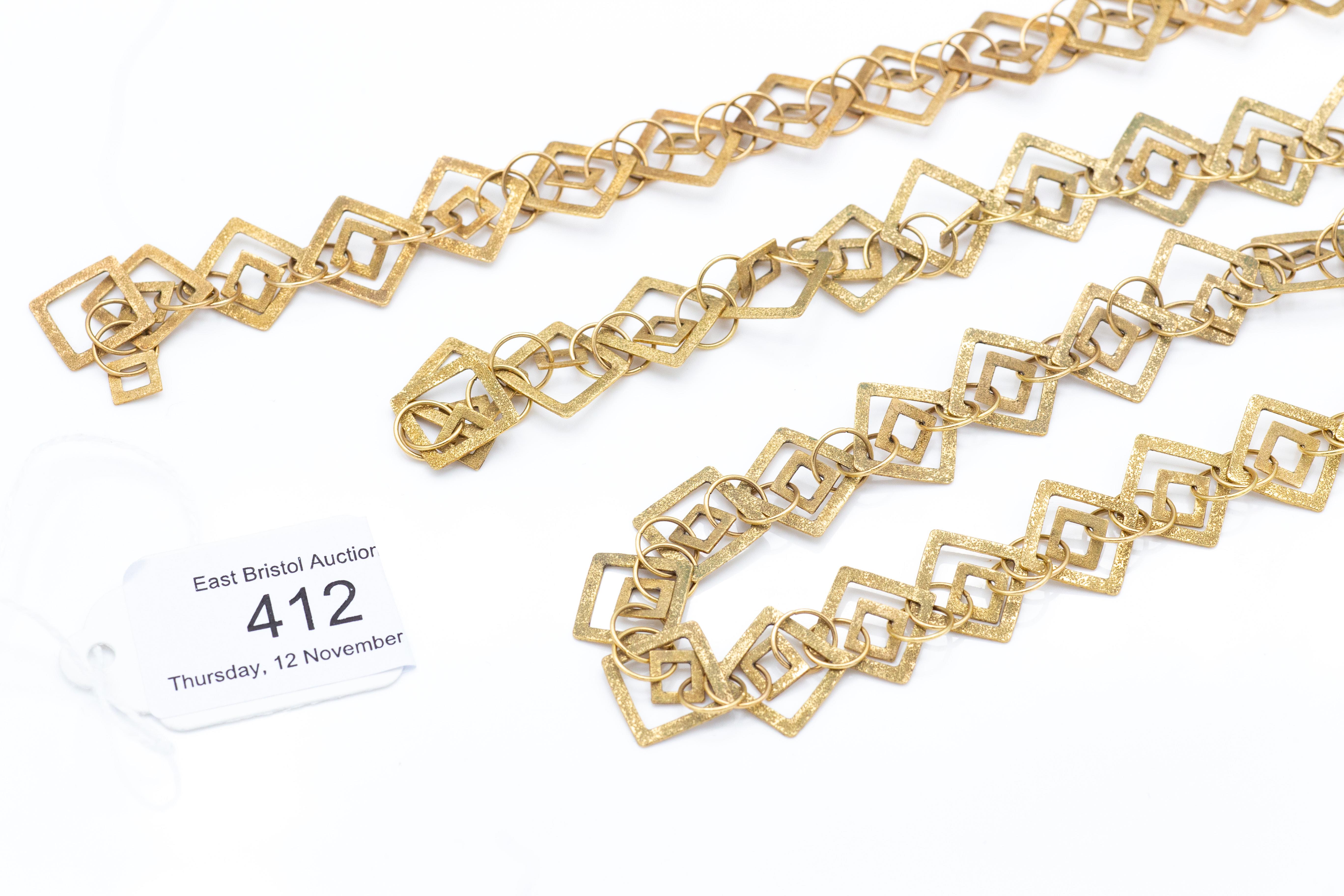 A Hallmarked 9ct Gold Necklace & Bracelet Suite - Image 4 of 4